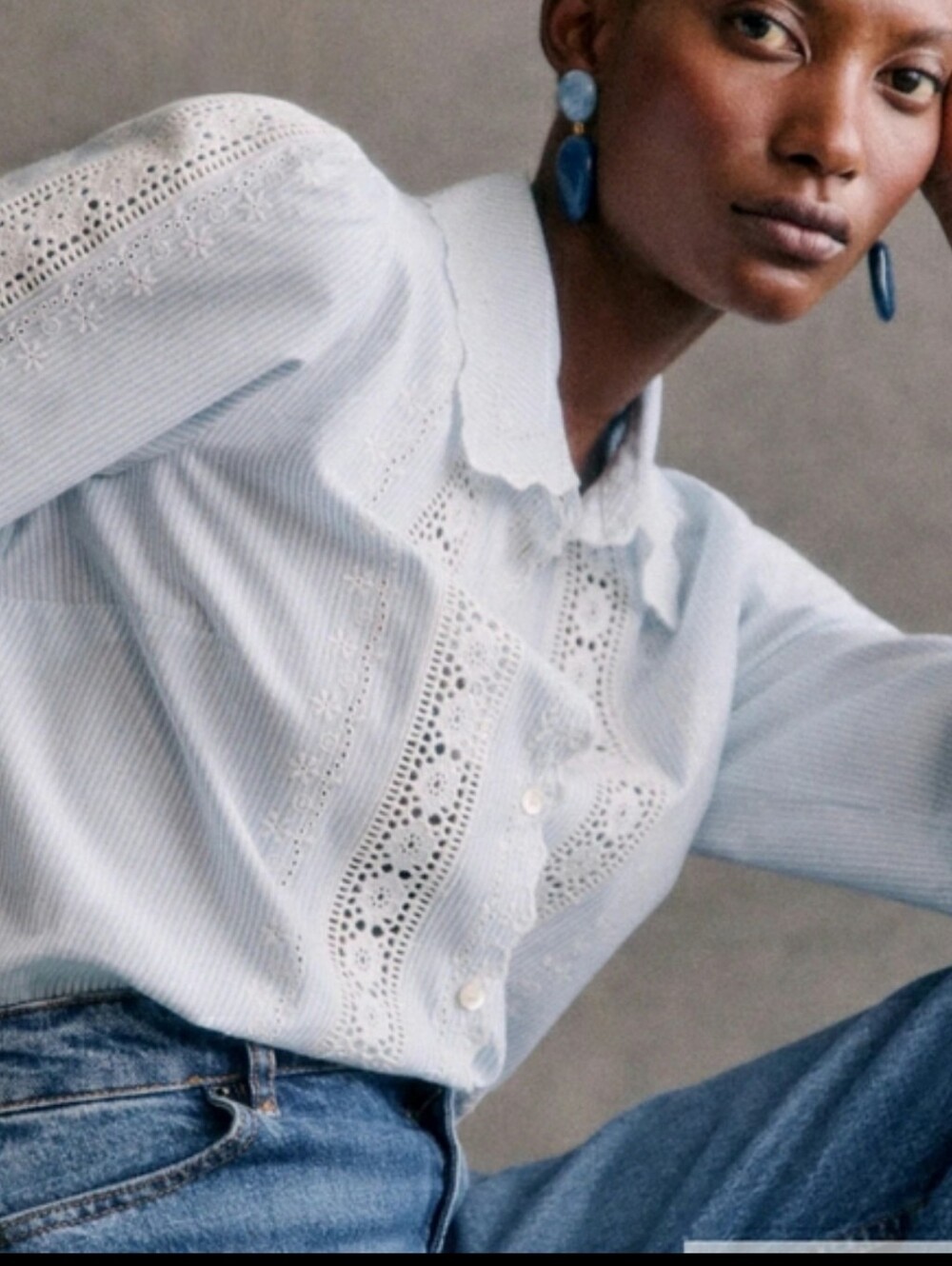 Sezane Claudio Shirt: Ecru with Blue Stripes Size 4/36